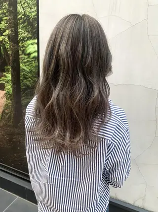 セミロング カラー ヘアアレンジ yuka .のヘアスタイル