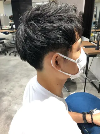 メンズ Noyヨシモト ヒロトのヘアスタイル