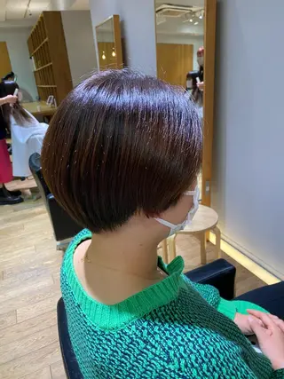 ショート 大人可愛い♡コテ巻き パーマ🌼杉田 萌恵のヘアスタイル