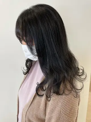 ロング カラー 顔まわりカット✄ ベージュカラー🧸のヘアスタイル