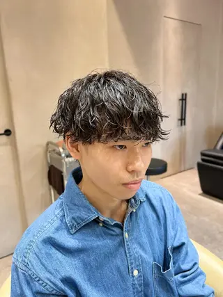 ショート パーマ メンズ 波巻きスパイラルパー マ/シャドウパーマ駿のヘアスタイル