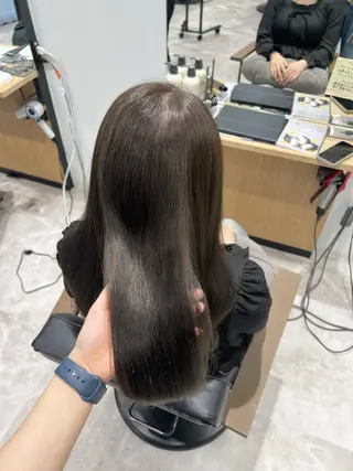 ロング カラー 黒阪 なみのヘアスタイル