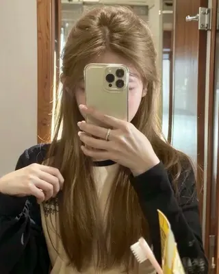 カラー 透明感うる艶カラー 🤍MANAMIのヘアスタイル