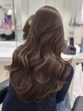 ロング カラー 流行りの透明感カラー ×縮毛矯正🤍ユウのヘアスタイル