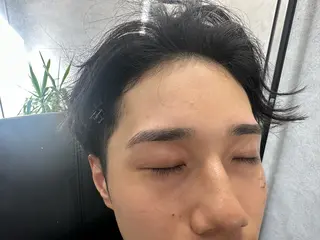 メンズ アイブロウ 大阪心斎橋 メンズ眉毛専門の眉毛・アイブロウイメージ