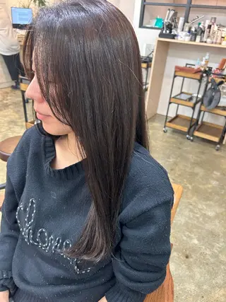 ロング スギ リンカのヘアスタイル