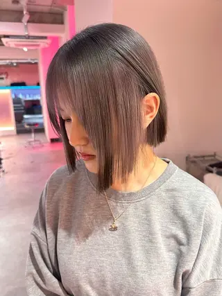 ショート カラー ブリーチカラー /MAHIROのヘアスタイル
