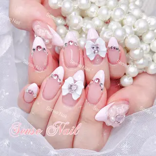 ネイル Queening 🦋のネイルデザイン