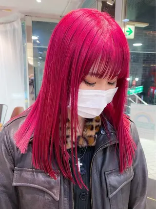 セミロング カラー 髪質改善 ネイル コトミ🐸のヘアスタイル