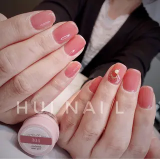 ミディアム めぐみのネイルサロン スタッフ練習のネイルデザイン