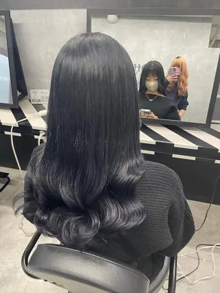 ロング Cielro/ダブル カラー/西田咲希のヘアスタイル