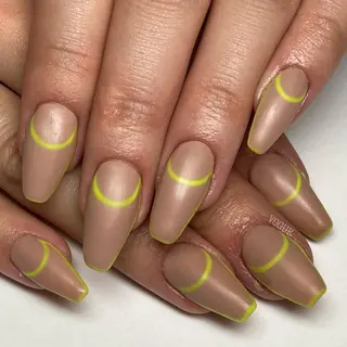 ネイル VOGUE ×SWANのネイルデザイン