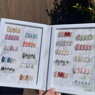ネイル 奈良 智子のネイルデザイン