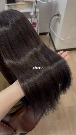 ロング カラー MAHIRU🤍 艶髪・ストレート🫧のヘアスタイル