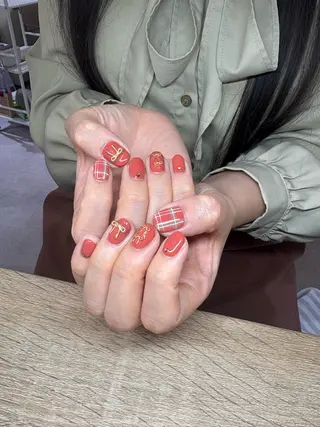 ネイル アンリッシュ新宿店 kousakaのネイルデザイン