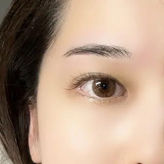アイブロウ eye.mor moe⭐️のマツエク・マツパデザイン