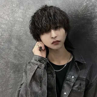 ミディアム パーマ メンズ メンズカット特化🐺 メンズウルフ/置塩祥のヘアスタイル