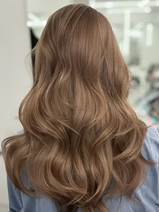 ロング カラー 顔まわりの神様✨ 透明感カラー藤嶋秀幸のヘアスタイル