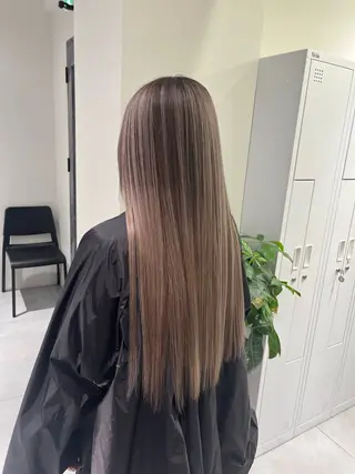 ロング カラー ケアブリーチ 若杉圭大のヘアスタイル