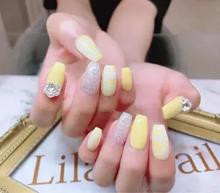ネイル Lilas Nailのネイルデザイン