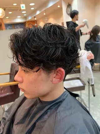 セミロング 透明感・艶感 小坂隼斗のヘアスタイル