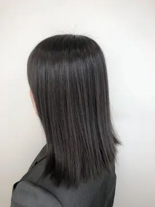 セミロング カラー 【透明感、艶髪】西村 有司のヘアスタイル