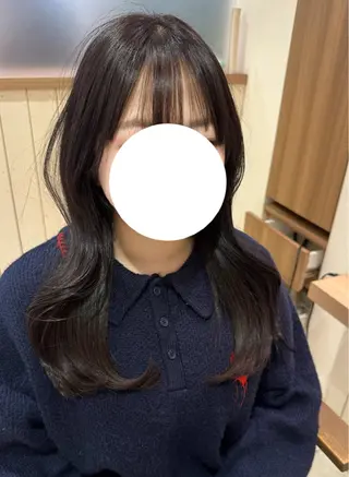 セミロング カラー レイヤーカット🪽 𝐼𝐾𝑈𝑀𝐼のヘアスタイル