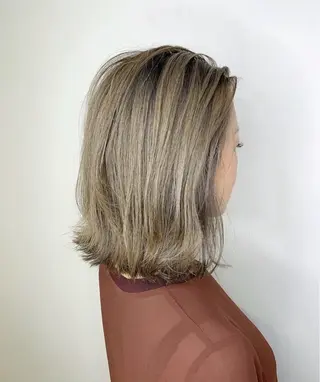 ミディアム IT by ALBUM立川のヘアスタイル