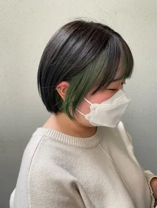 ショート 中村 彩夏のヘアスタイル