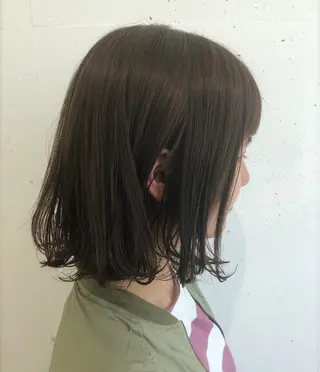 ミディアム カラー 山形 光輪子のヘアスタイル