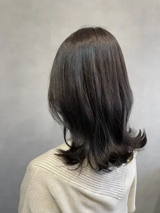 ミディアム 柄澤 菜南子のヘアスタイル