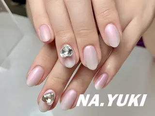 ネイル 🌷 Mooning 🌷のネイルデザイン