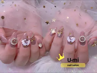 ネイル UMI ネイルサロン新宿🎀のネイルデザイン