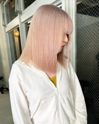 ミディアム カラー ヘアアレンジ lani ブリーチ /ダブルカラーのヘアスタイル
