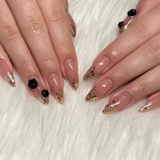 ネイル Nail Salon Reveのネイルデザイン