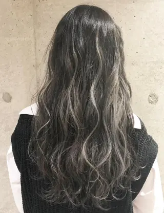 セミロング カラーモデル募集中 美容室ハピスのヘアスタイル