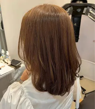 セミロング 特化✨透明感カラー 白髪染め✨住田緋菜のヘアスタイル