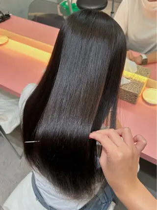 ロング レイヤー/艶髪 縮毛矯正🌱 赤石のヘアスタイル