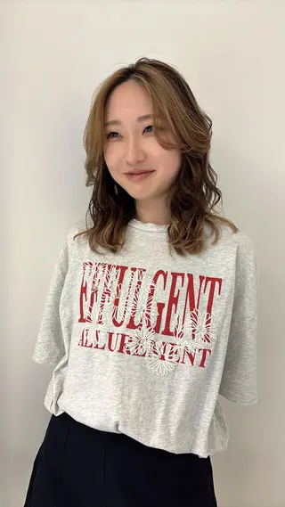 セミロング パーマ カットモデル・パーマ 🌀リリアのヘアスタイル