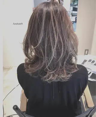 ミディアム RHAIRSALON 西山梓のヘアスタイル