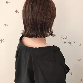 ミディアム カラー 市川 千夏のヘアスタイル