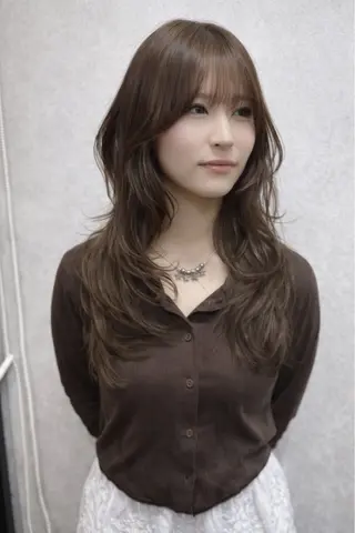 ロング カラー AIRI layer cut hairのヘアスタイル