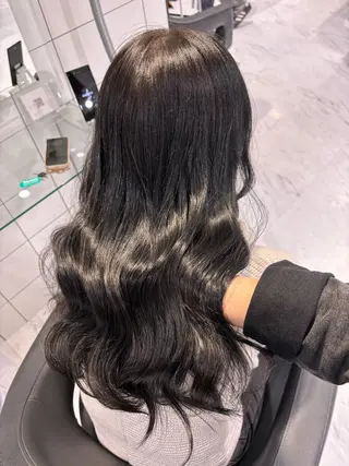 セミロング カラー 表参道♡暗髪♡ 艶カラー♡アユミのヘアスタイル