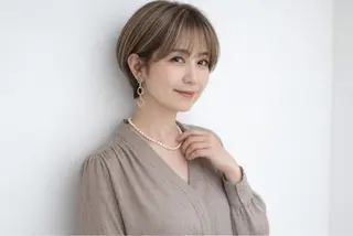 ショート カラー 白髪ぼかしハイライト 茗荷谷駅徒歩2分のヘアスタイル