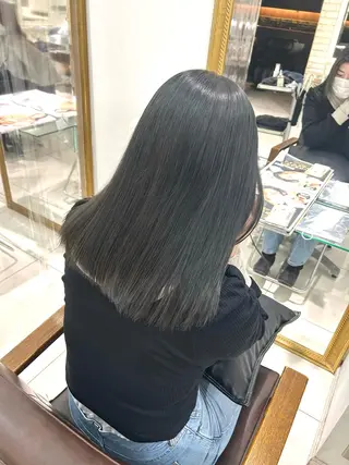 セミロング カラー 透明感カラー 古山 結季🌙🖤のヘアスタイル