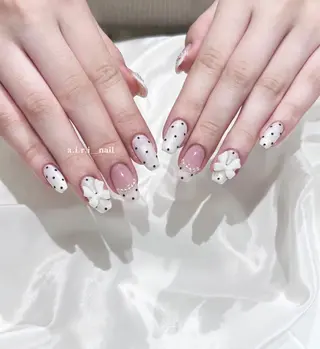 ネイル 𝗮𝗶𝗿𝗶 🌙のネイルデザイン