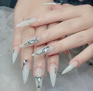 ネイル 愛 子のネイルデザイン