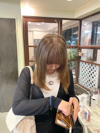 セミロング カラー ウチダ ユウヤのヘアスタイル