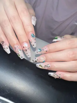 ネイル Lee Nailsのネイルデザイン