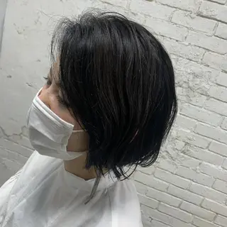 ショート カラー nameless髪質 改善ブリーチ心斎橋のヘアスタイル